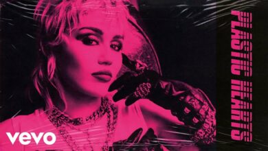 Miley Cyrus Plastic Hearts