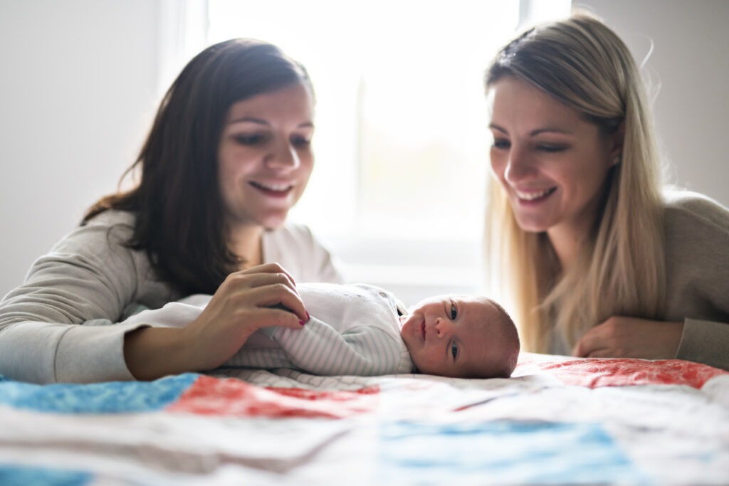 Spain widens reproductive access for lesbian and bi women